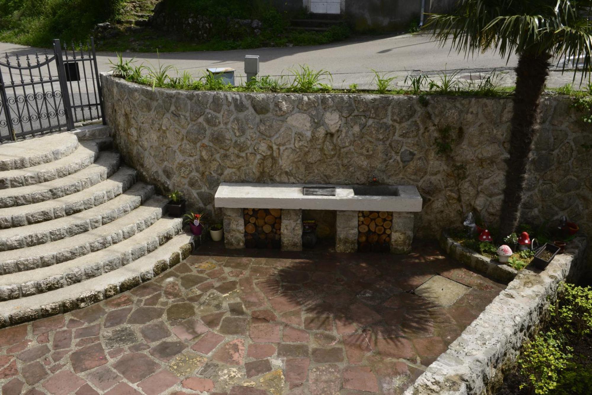 Villa Andrea Apartments With Parking Kotor Exterior foto