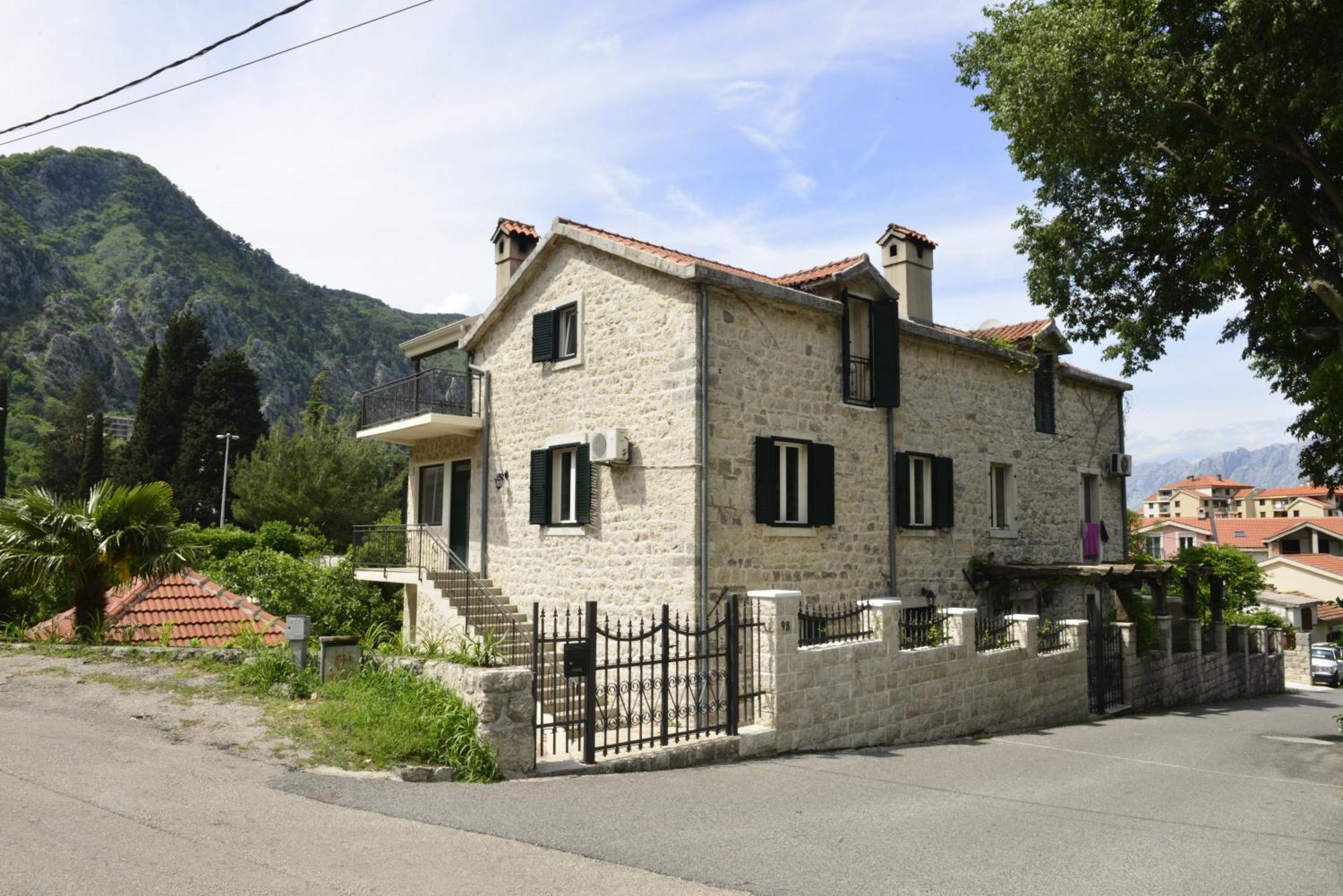 Villa Andrea Apartments With Parking Kotor Exterior foto