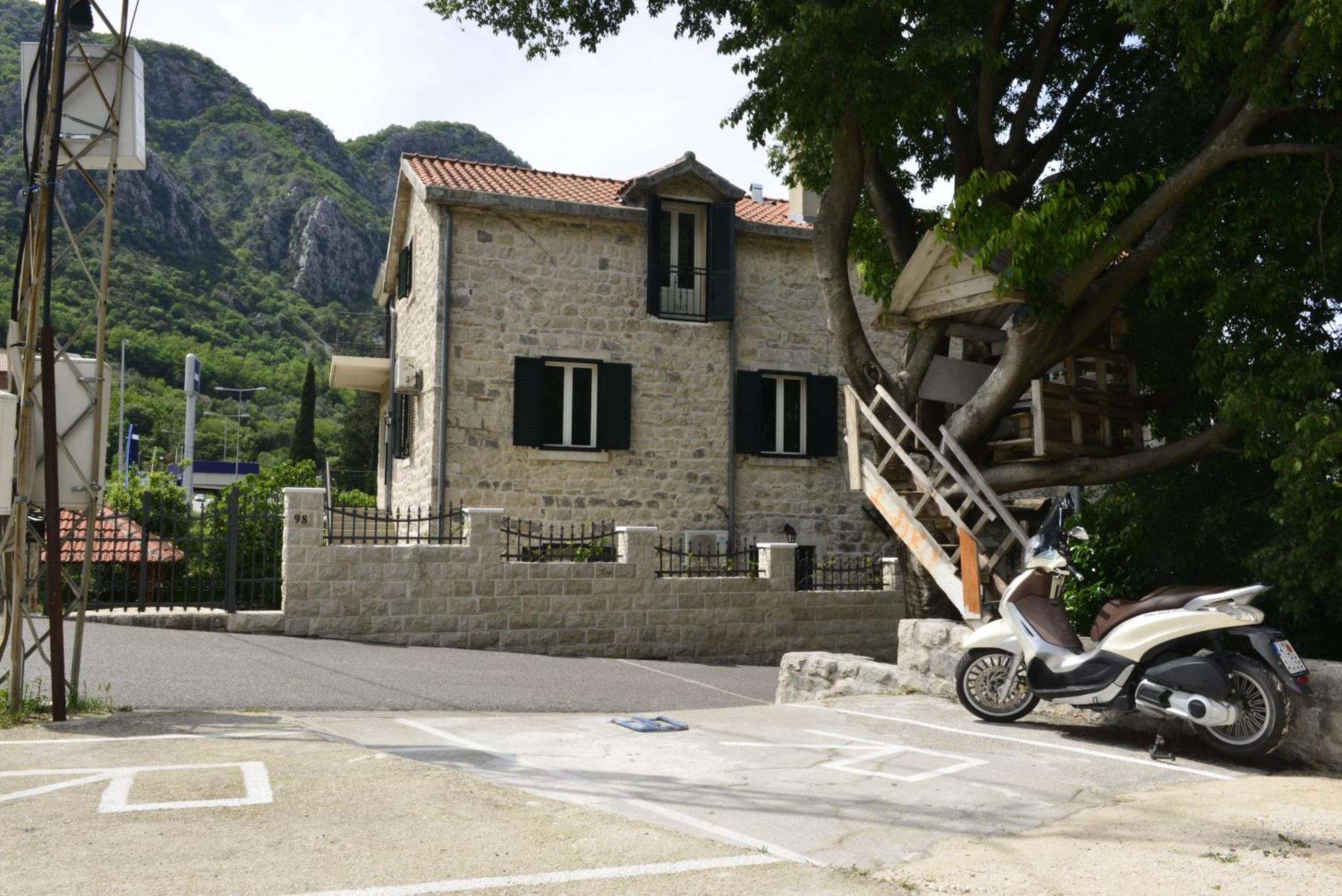Villa Andrea Apartments With Parking Kotor Exterior foto