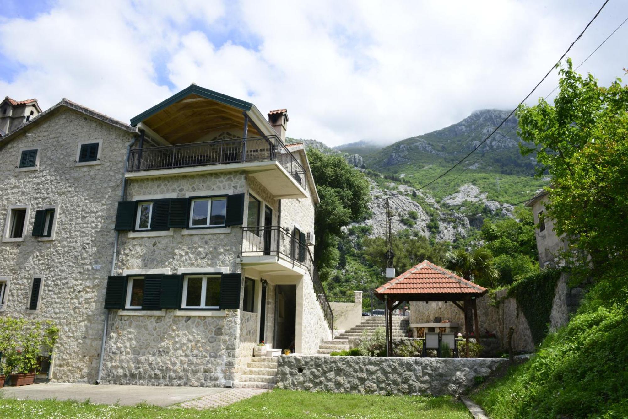 Villa Andrea Apartments With Parking Kotor Exterior foto
