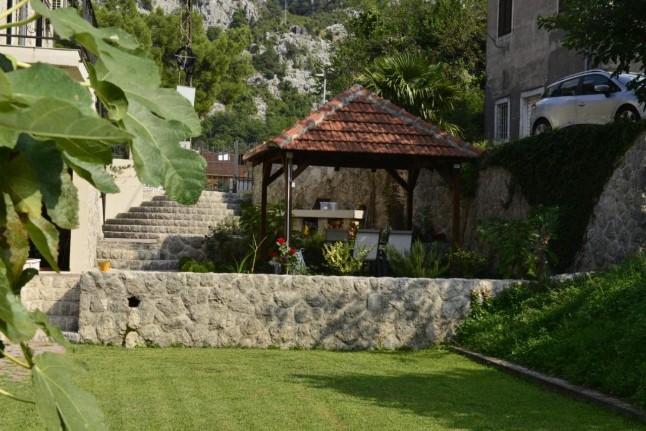 Villa Andrea Apartments With Parking Kotor Exterior foto