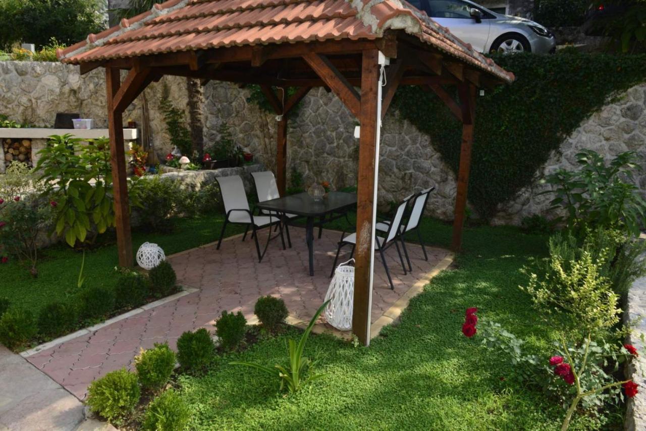Villa Andrea Apartments With Parking Kotor Exterior foto